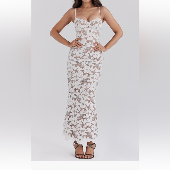House of cb pearl ivory lace dress nwt s